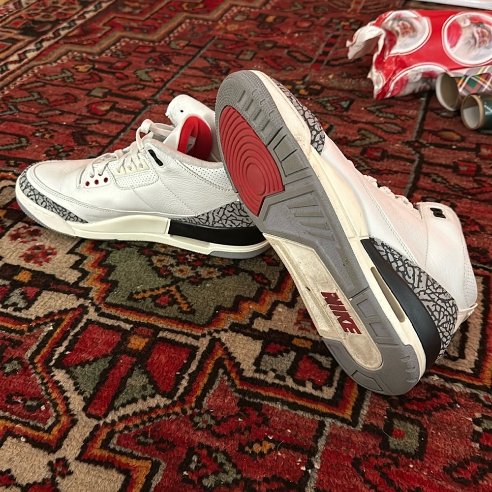 Air Jordan 3 - white cement “reimagined” 9.5